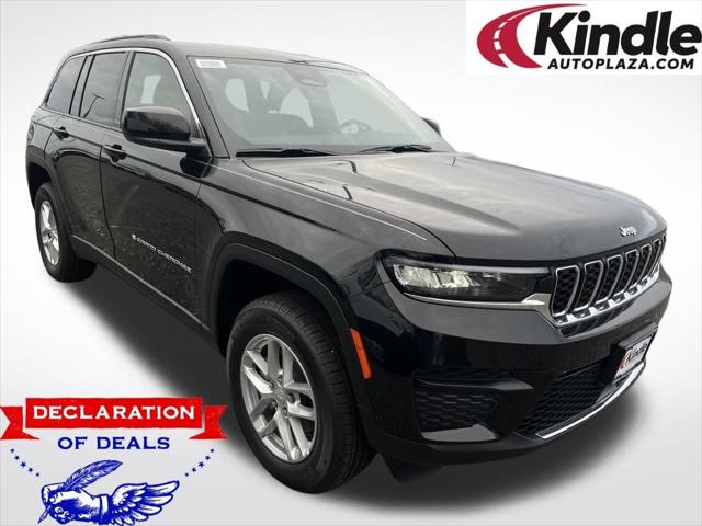 2025 Jeep Grand Cherokee GRAND CHEROKEE LAREDO X 4X4