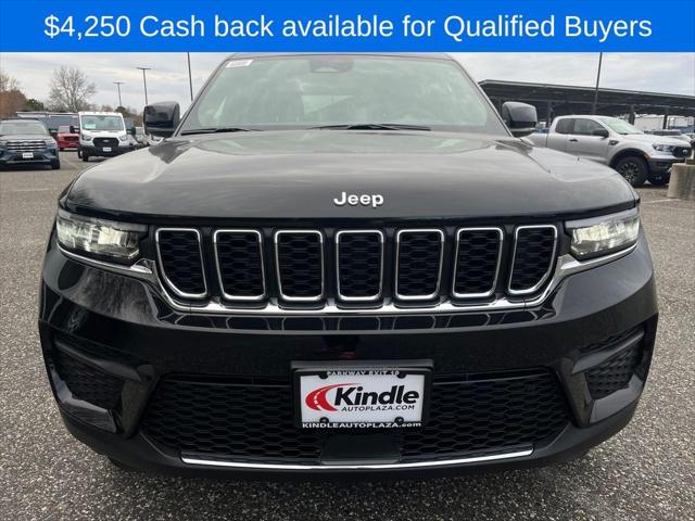 2025 Jeep Grand Cherokee GRAND CHEROKEE LAREDO X 4X4