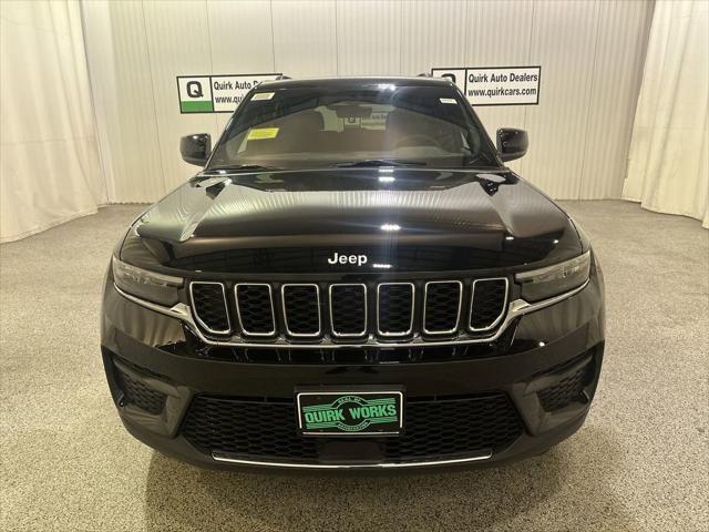 2025 Jeep Grand Cherokee GRAND CHEROKEE LAREDO X 4X4