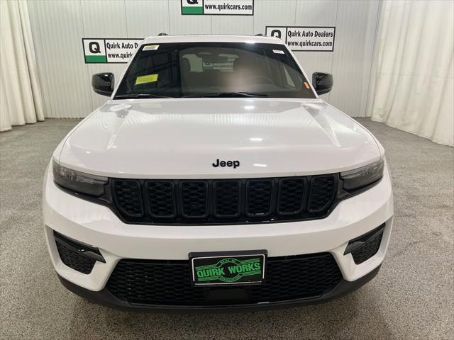 2025 Jeep Grand Cherokee GRAND CHEROKEE LIMITED 4X4 2025 Jeep Grand Cherokee GRAND CHEROKEE LIMITED 4X4