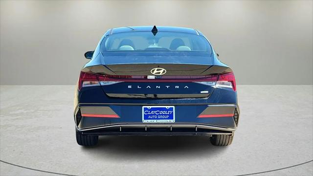 2025 Hyundai Elantra Hybrid Limited