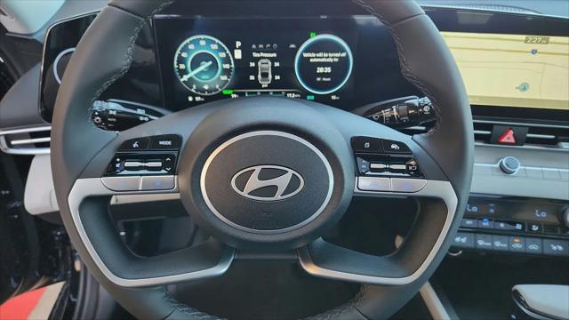 2025 Hyundai Elantra Hybrid Limited