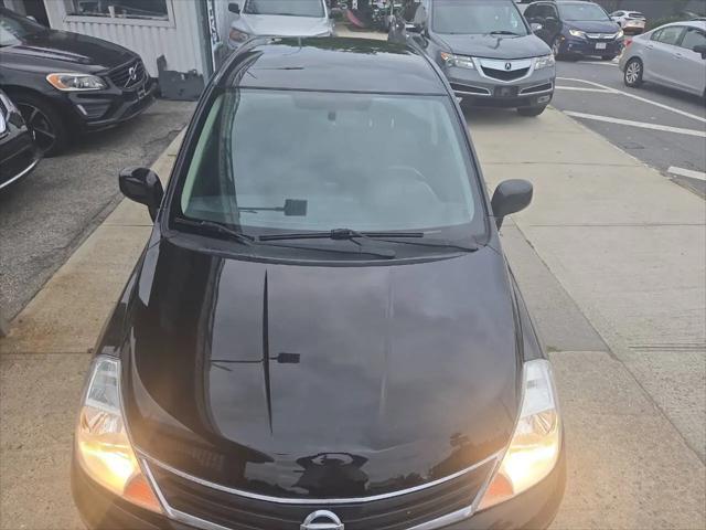 2011 Nissan Versa 1.8SL