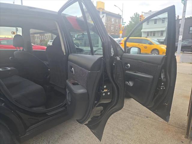 2011 Nissan Versa 1.8SL