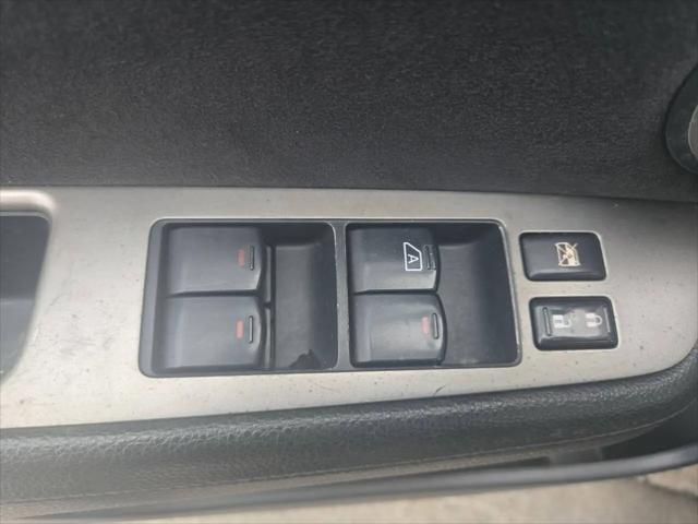 2011 Nissan Versa 1.8SL