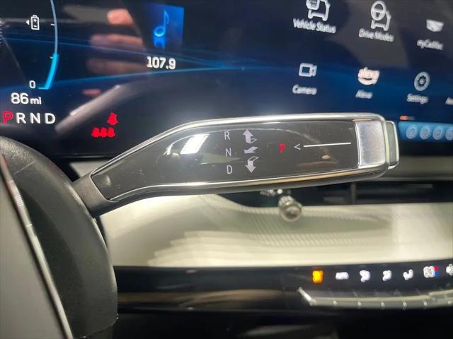2025 Cadillac iQ Sport 2 AWD