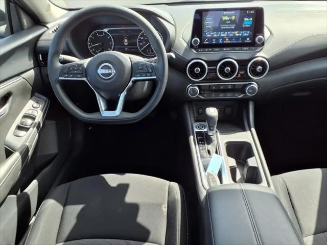 2024 Nissan Sentra SV Xtronic CVT