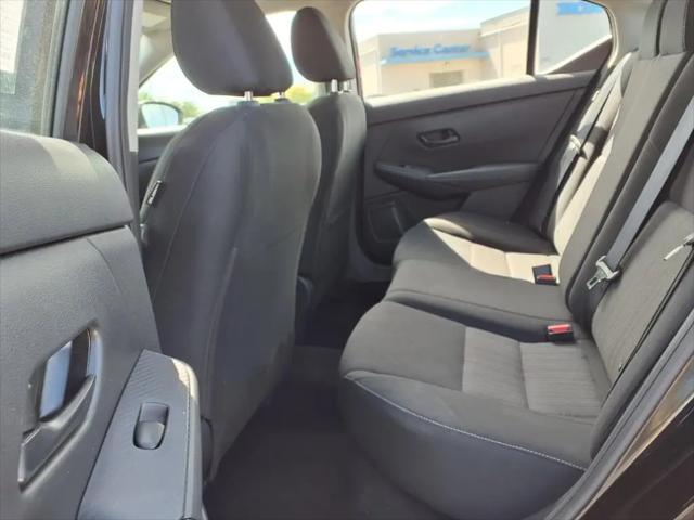 2024 Nissan Sentra SV Xtronic CVT