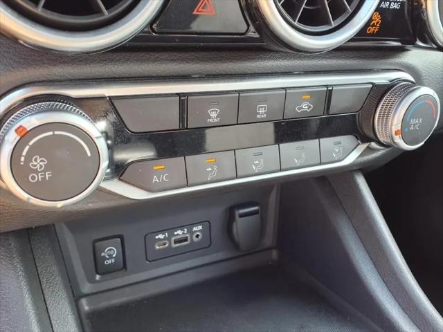2024 Nissan Sentra SV Xtronic CVT