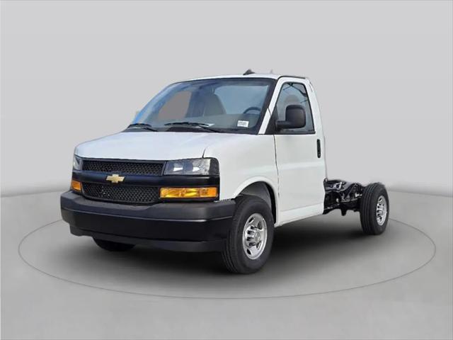 2025 Chevrolet Express Cutaway Work Van for sale in Saint Petersburg, FL