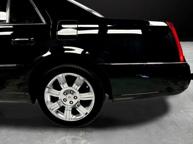 2011 Cadillac DTS Platinum Collection