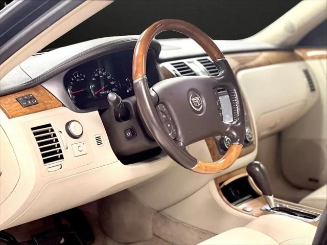 2011 Cadillac DTS Platinum Collection