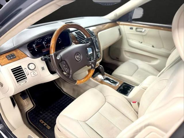 2011 Cadillac DTS Platinum Collection