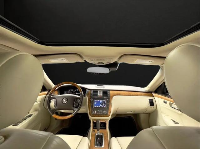 2011 Cadillac DTS Platinum Collection