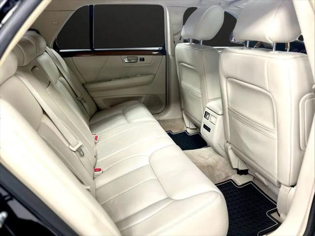 2011 Cadillac DTS Platinum Collection