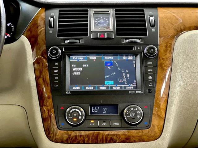 2011 Cadillac DTS Platinum Collection