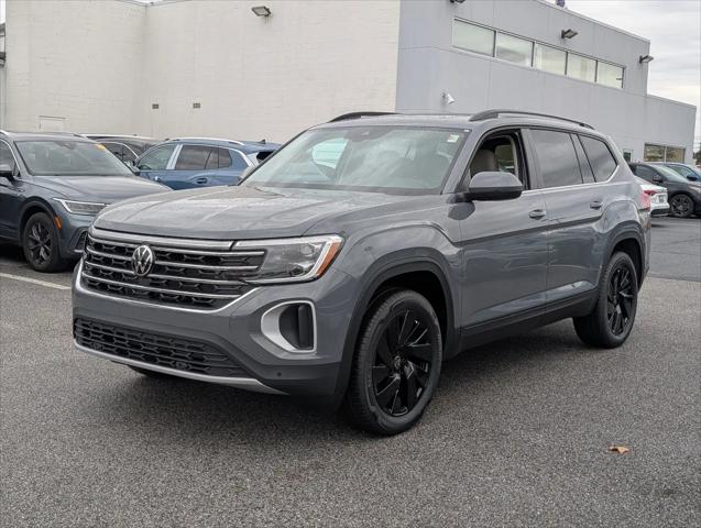2026 Volkswagen Atlas SE with Technology
