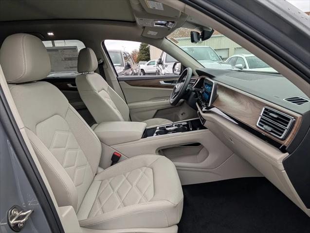 2026 Volkswagen Atlas SE with Technology