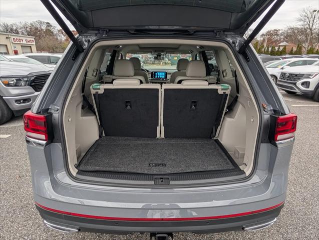 2026 Volkswagen Atlas SE with Technology