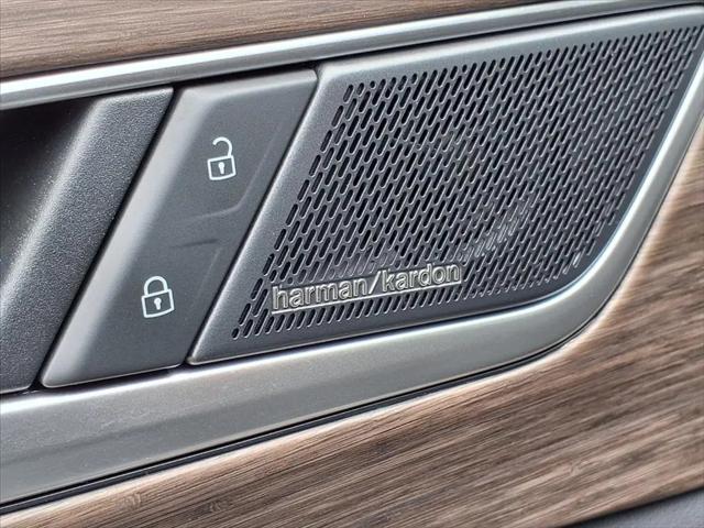 2026 Volkswagen Atlas SEL Premium R-Line