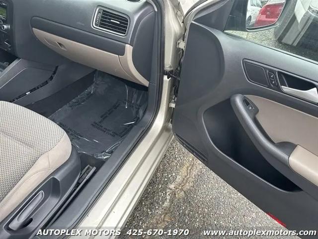 2014 Volkswagen Jetta 2.0L S