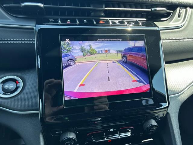 2025 Jeep Grand Cherokee L Laredo X 4x2