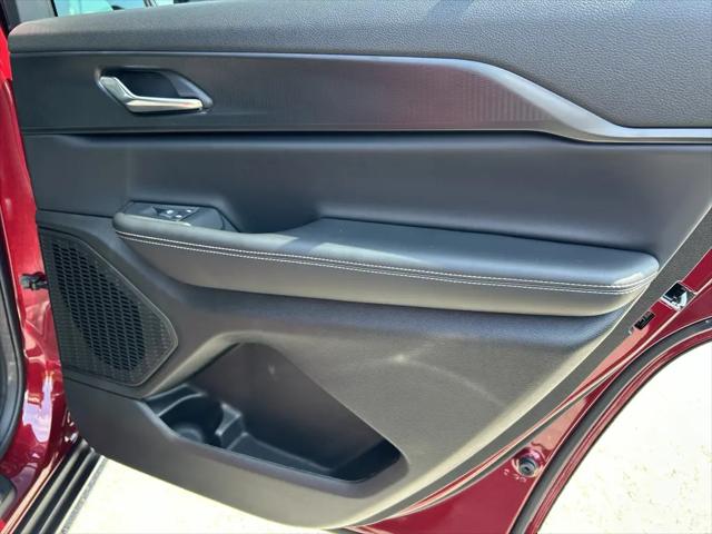 2025 Jeep Grand Cherokee L Laredo X 4x2