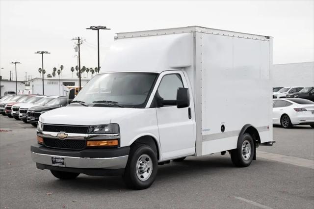 2024 Chevrolet Express Cutaway Work Van