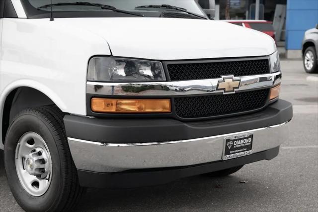 2024 Chevrolet Express Cutaway Work Van