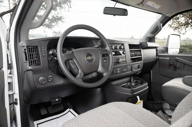 2024 Chevrolet Express Cutaway Work Van