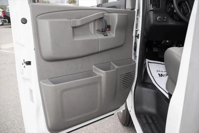 2024 Chevrolet Express Cutaway Work Van