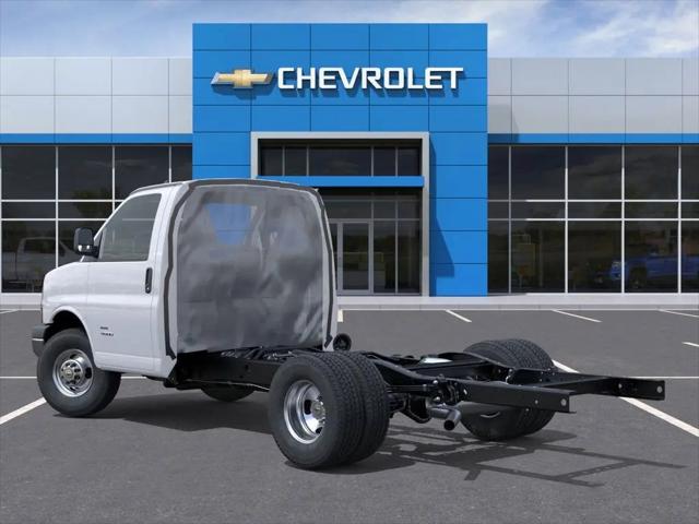 2025 Chevrolet Express Cutaway Work Van