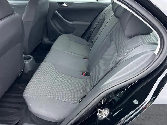 2011 Volkswagen Jetta 2.0L S