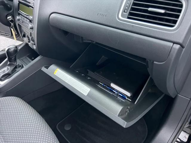 2011 Volkswagen Jetta 2.0L S