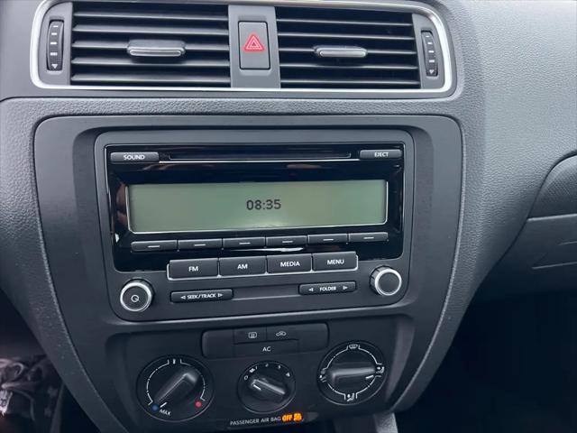 2011 Volkswagen Jetta 2.0L S
