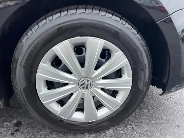 2011 Volkswagen Jetta 2.0L S