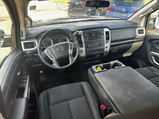 2019 Nissan Titan SV