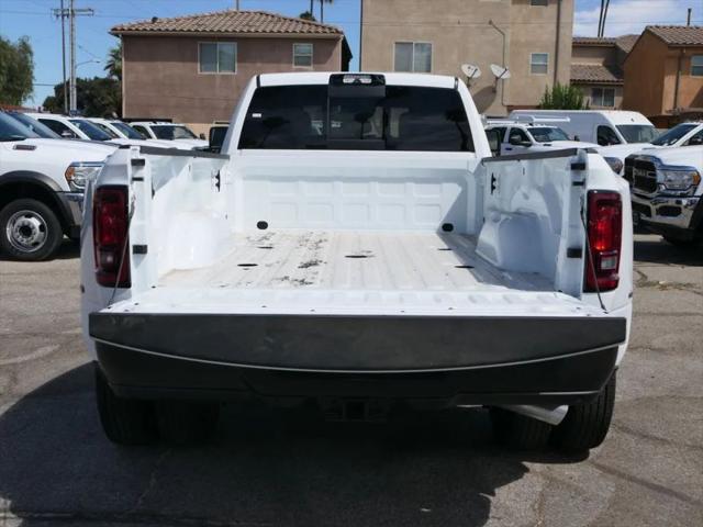 2026 Ram 3500 Tradesman Crew Cab 4x4 8 Box