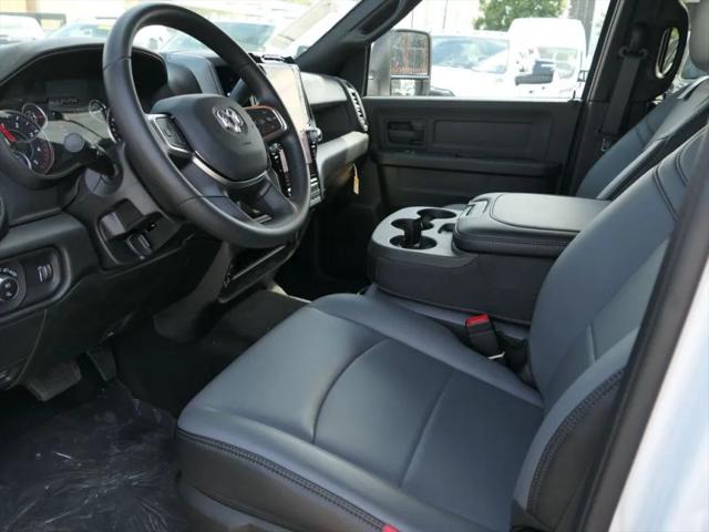 2026 Ram 3500 Tradesman Crew Cab 4x4 8 Box