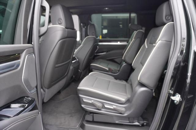 2025 Cadillac Escalade ESV Premium Luxury