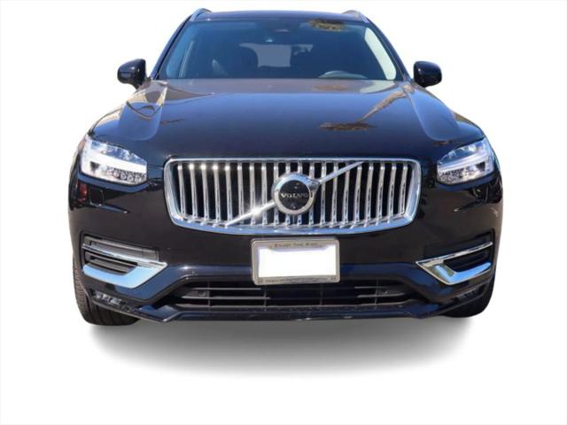 2024 Volvo XC90 B6 Plus Bright Theme 7-Seater