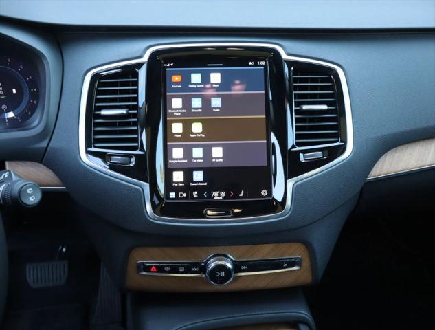 2024 Volvo XC90 B6 Plus Bright Theme 7-Seater