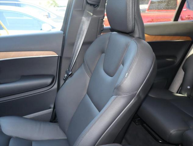 2024 Volvo XC90 B6 Plus Bright Theme 7-Seater