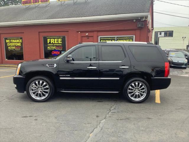 2011 Cadillac Escalade Luxury