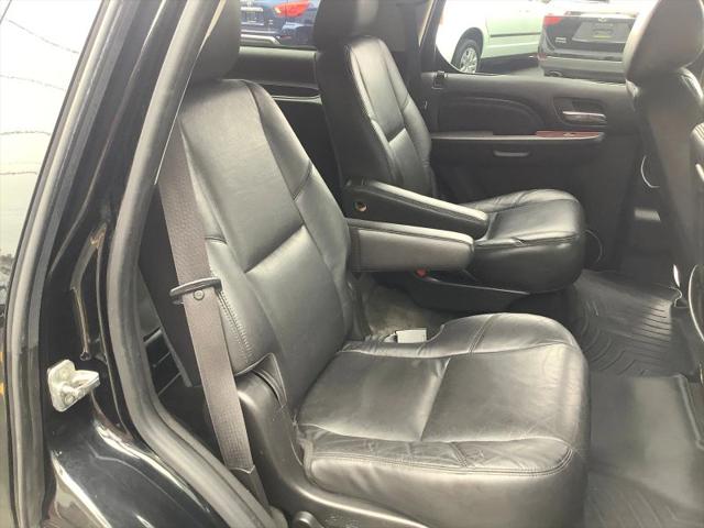 2011 Cadillac Escalade Luxury