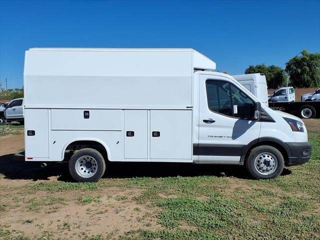 2025 Ford Transit Cutaway Base