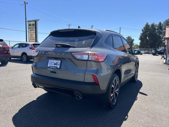 2022 Ford Escape SE