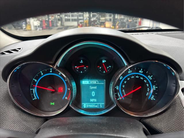 Used 2015 Chevrolet Cruze For Sale in Wilmington, OH