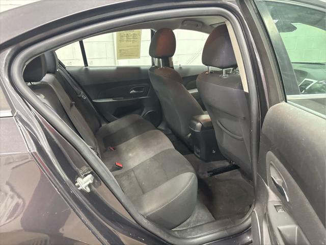 Used 2015 Chevrolet Cruze For Sale in Wilmington, OH