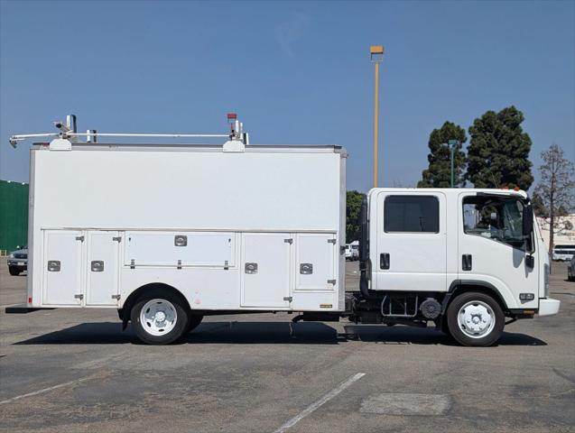 2017 Isuzu NPR Crew Cab